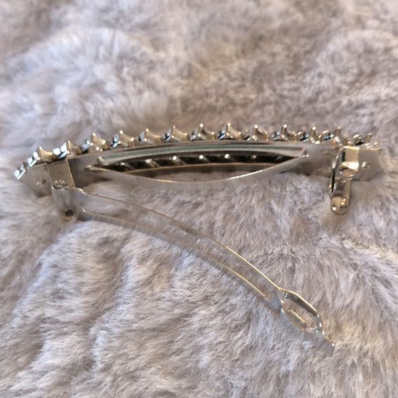 💖 3 Bracelets - Earrings - Barrette SET of 5 Silver with Clear Stone pieces - Picture 3 of 8